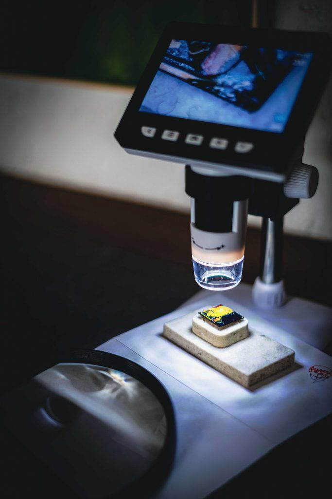 Ganz nah dran | Farbe berührt | 2025